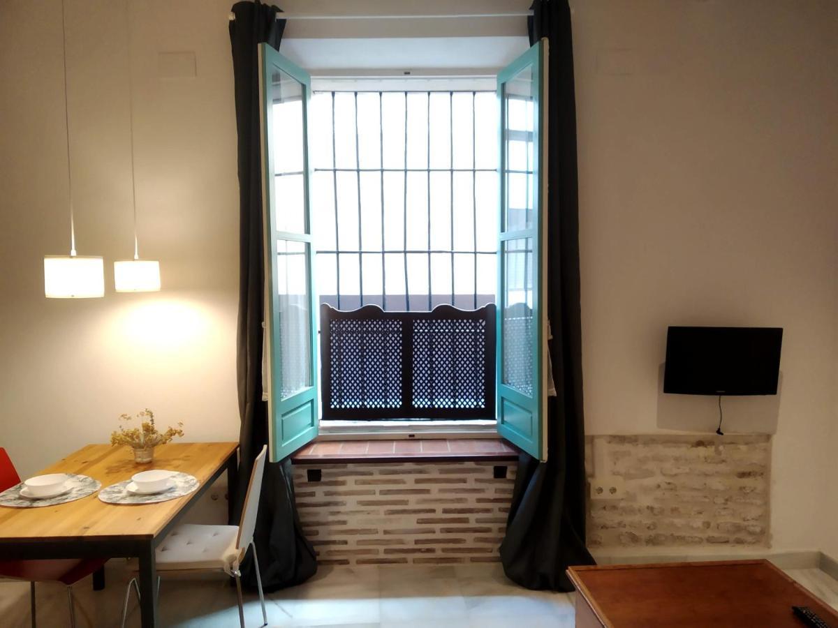 Apartamento "Detras De La Palma" Sevilla Bagian luar foto