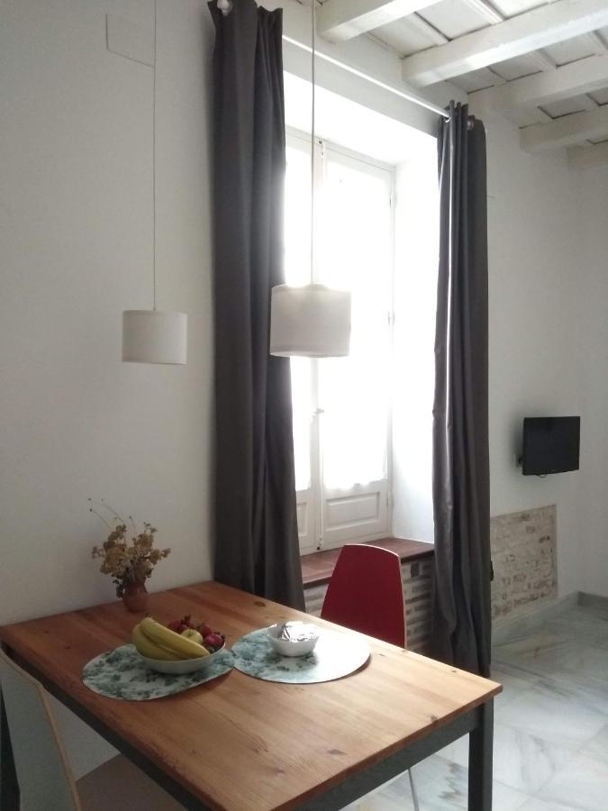 Apartamento "Detras De La Palma" Sevilla Bagian luar foto